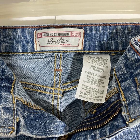 Levi’s Strauss Mid-Rise Straight Leg Misses 8 Short five pocket jeans Size 8. - Picture 3 of 15
